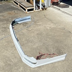 ハイエース200系Ｆスポイラーの画像