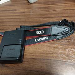 canon EOS kiss M(ホワイト)標準レンズ付きの画像