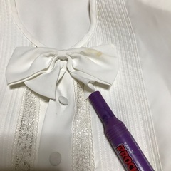 ブラウス　白の画像