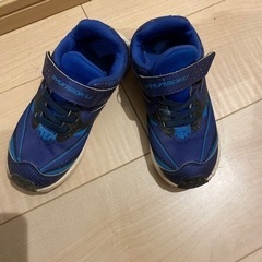 瞬足　キッズ　スニーカー　中古♪