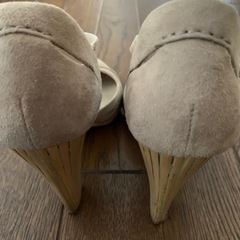 【美品】パンプス　23.5 ベージュの画像
