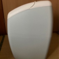 アップリカ Aprica のオムツポットの画像