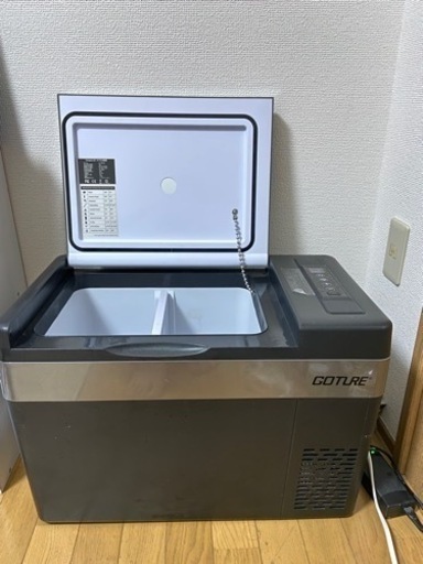 【値下げ】小型冷蔵・冷凍庫(キャンプや寝室用に)