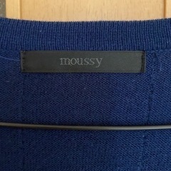 moussy✨店頭完売✨スパンコール付きカーディガン✨の画像