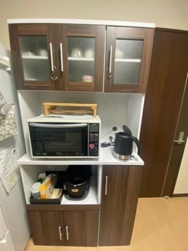 食器棚
