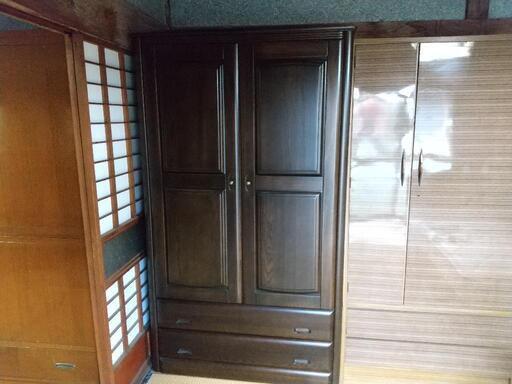 洋服タンス 両開き 中古品