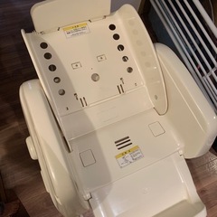 combi ハイローチェア　カバー無しの画像