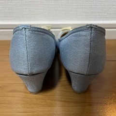 レディース靴 水色パンプス【Mサイズ】の画像