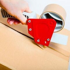 エアゾール製品の梱包作業/TUC220906-3