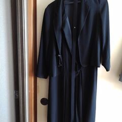 決まってしまいました。礼服