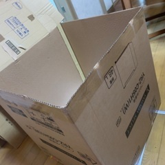 【無料:本日・土日限定】ダンボール28箱の画像