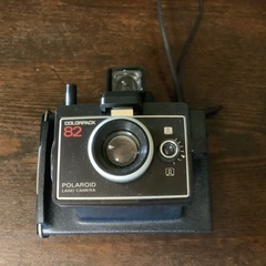 100円　ポラロイドカメラ　ジャンク品　実用ではありません