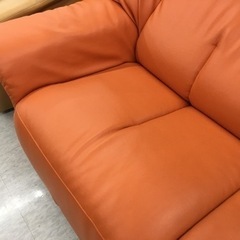 2人掛けソファー　オレンジの画像