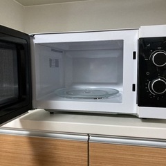 電子レンジ エレクトロラックス Electrolux EMM2300JW6の画像