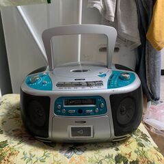 ＊値下げ！＊ベアマックス　CD/DVDラジカセプレーヤー　ジャンク品
