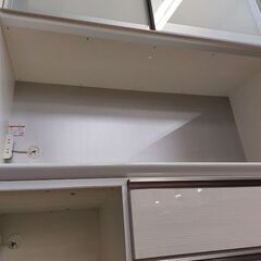 【愛品倶楽部柏店】　松田家具　リベルテＨＳ　２枚スライド扉キッチンボード　白の画像