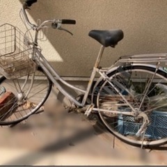 値下げ❗️27インチ　自転車　パンクしてます