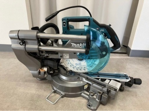 ★他サイト売却済★makita マキタ 216mm 充電式スライドマルノコ LS005GZ 40Vmax 本体のみ