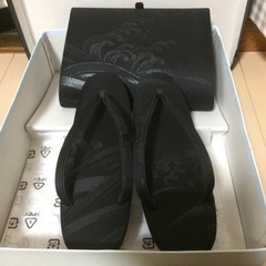 洋装にも使える黒バッグ、喪服用草履
