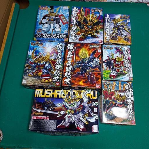 SDガンダム　各1,000円