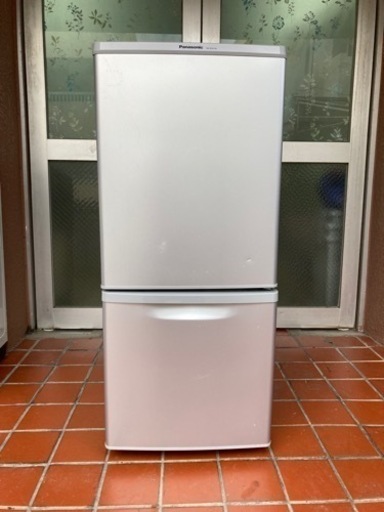 【値下げしました】Panasonic 冷蔵庫　NR-B147W-S 2015年製　138L 1353
