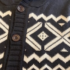 アバクロンビー&フィッチ　ニットカーディガンの画像