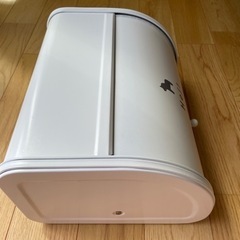 ブレッドケースの画像