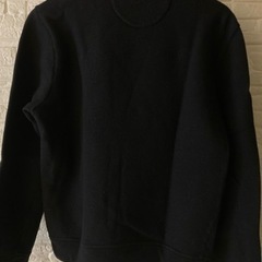正規品 FENDIトレーナーの画像