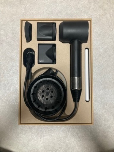 ダイソン　ドライヤー　Dyson supersonic ionic