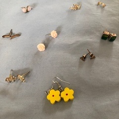 ピアス