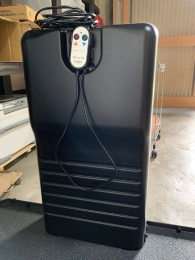 据え置き型コンパクト電動式リフト(モルテン)