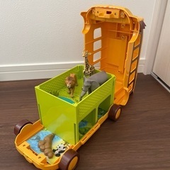 アニア　ライオンバス　フィギュア付きの画像