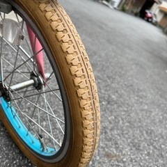 マイメロディ　自転車　16インチ補助輪付きの画像