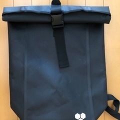 【お話中】ピラルク　pirarucu 完全防水リュック　黒　水汲み可能