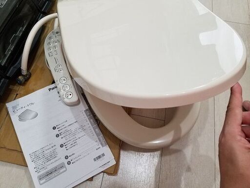 パナソニック  温水便座 ウォシュレットです。