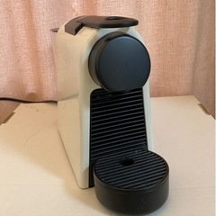 ネスプレッソ　コーヒーメーカー（本体のみ）