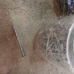 丸釘、コンクリート釘、長い釘の画像