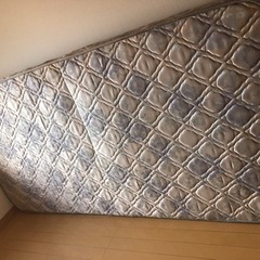 シングルマットレスの画像