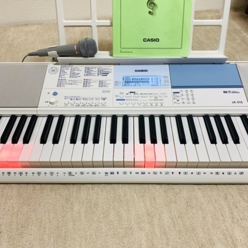 カシオ(CASIO) 光ナビゲーション電子ピアノ　キーボード LK-515  中古