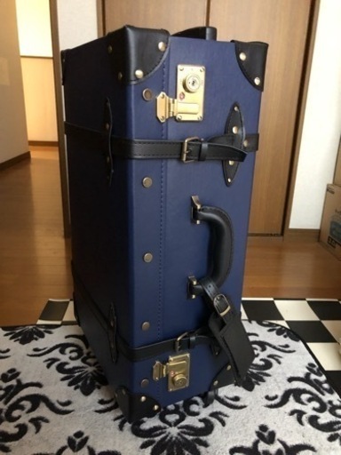 ♪お取引中　　スーツケース