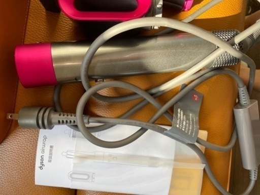 dyson HS01 ダイソン　エアラップ