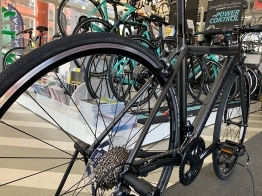 【12月末まで】ロードバイク　56サイズ（180cm以上） CANNONDALE CAAD OPTIMO SORA/２０１９モデル　マ