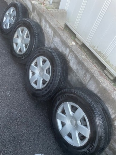 GOODYEAR ICE NAVI CARGO 195/80/15 4本セット ホイール付