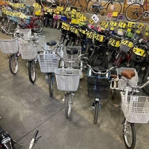 【2231】三輪車　ブリヂストン　前18インチ・後16インチ　33,600円（防犯・税込）