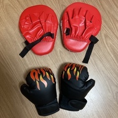 グローブとミッドセット