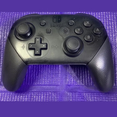 Nintendo SWITCH PRO コントローラー（ニンテン...