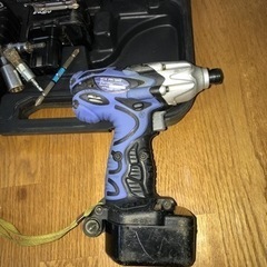 HITACHI      FWH 12DC2の画像