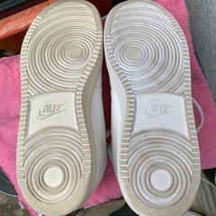 💕 ナイキ　エバノン MID SL (AQ1772 100) メンズ スニーカーの画像