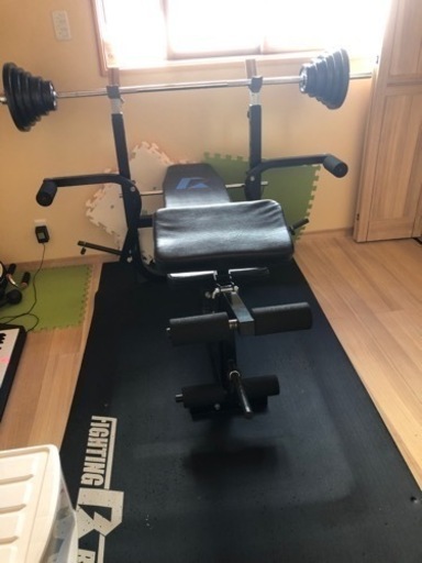 筋トレマシーン　ベンチプレス