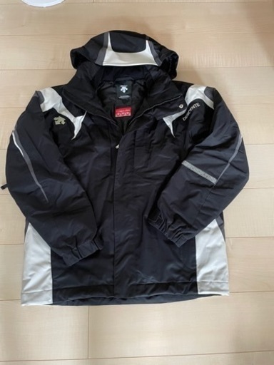 デサント　スキースノーボードウェア